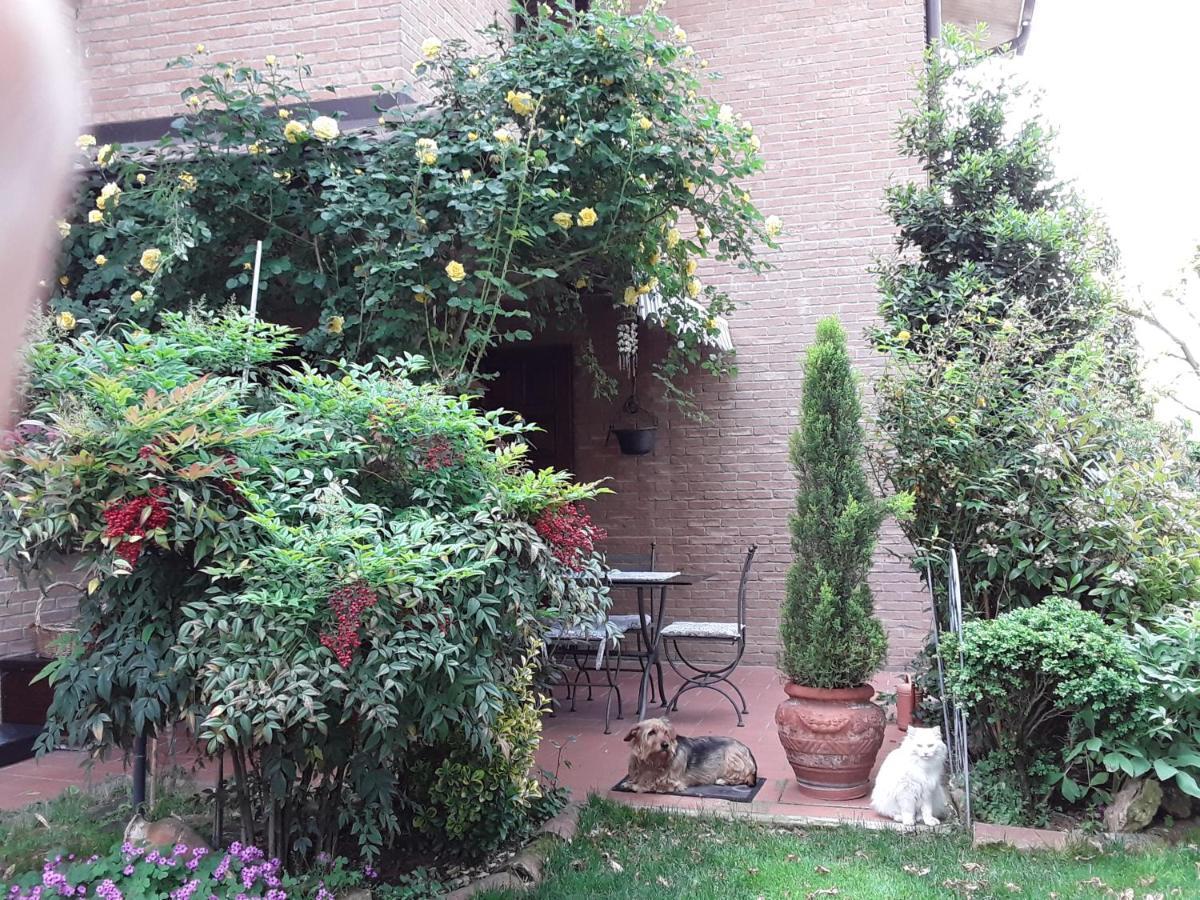 B&B La Rosa Gialla Maranello Eksteriør bilde