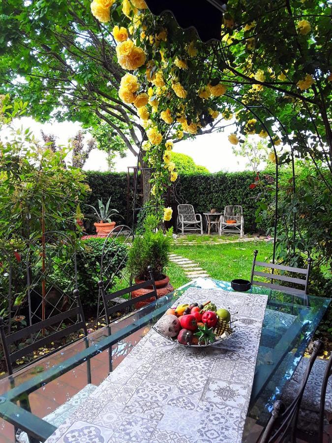 B&B La Rosa Gialla Maranello Eksteriør bilde